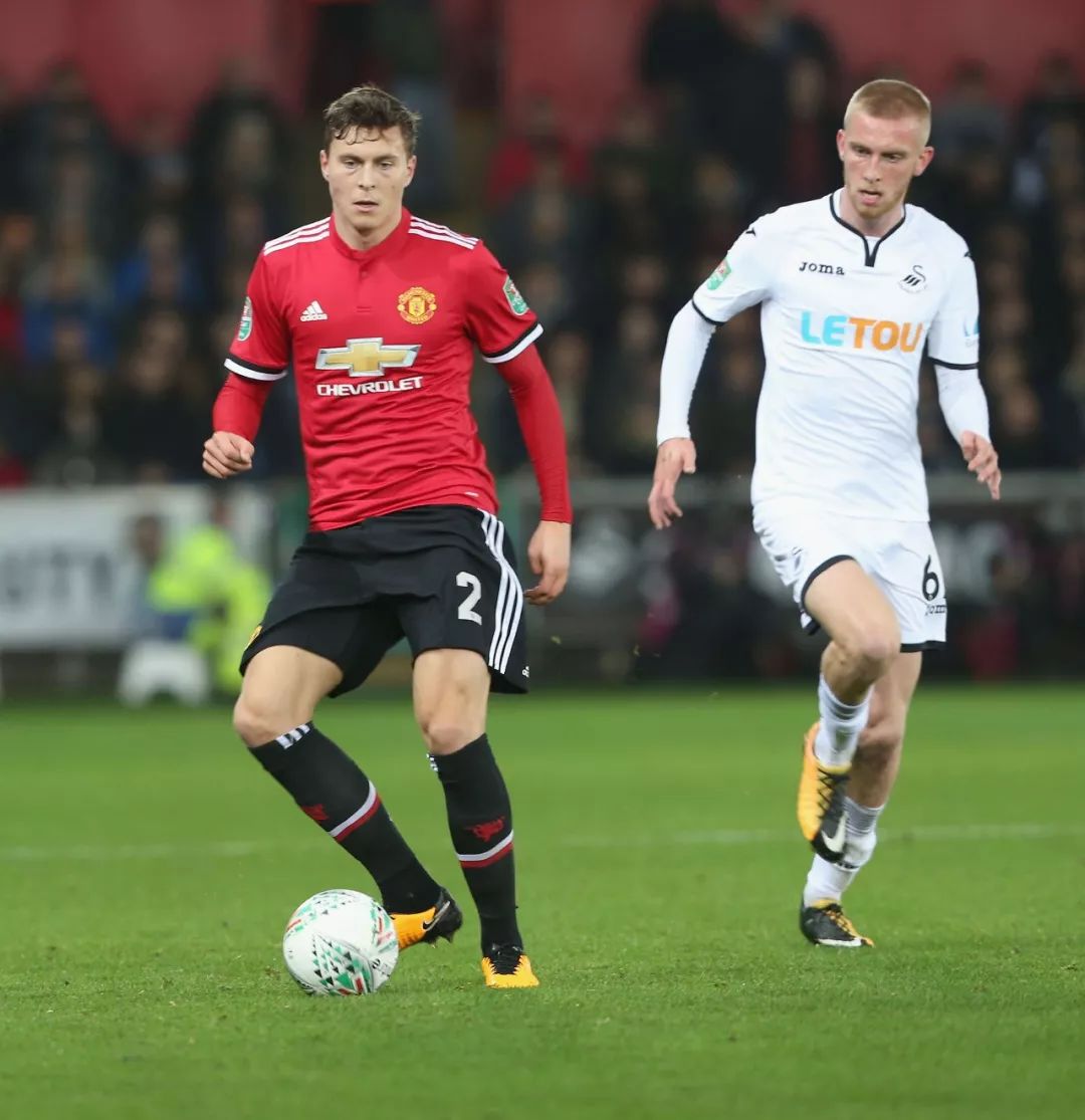 王钰栋续约 王钰栋续约